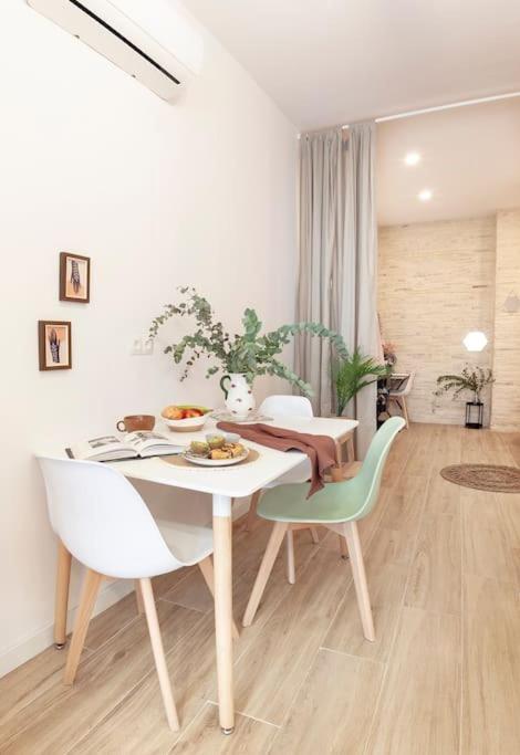 Rb - Urban Loft Retreat, Comfort & Good Location Valencia Exteriör bild