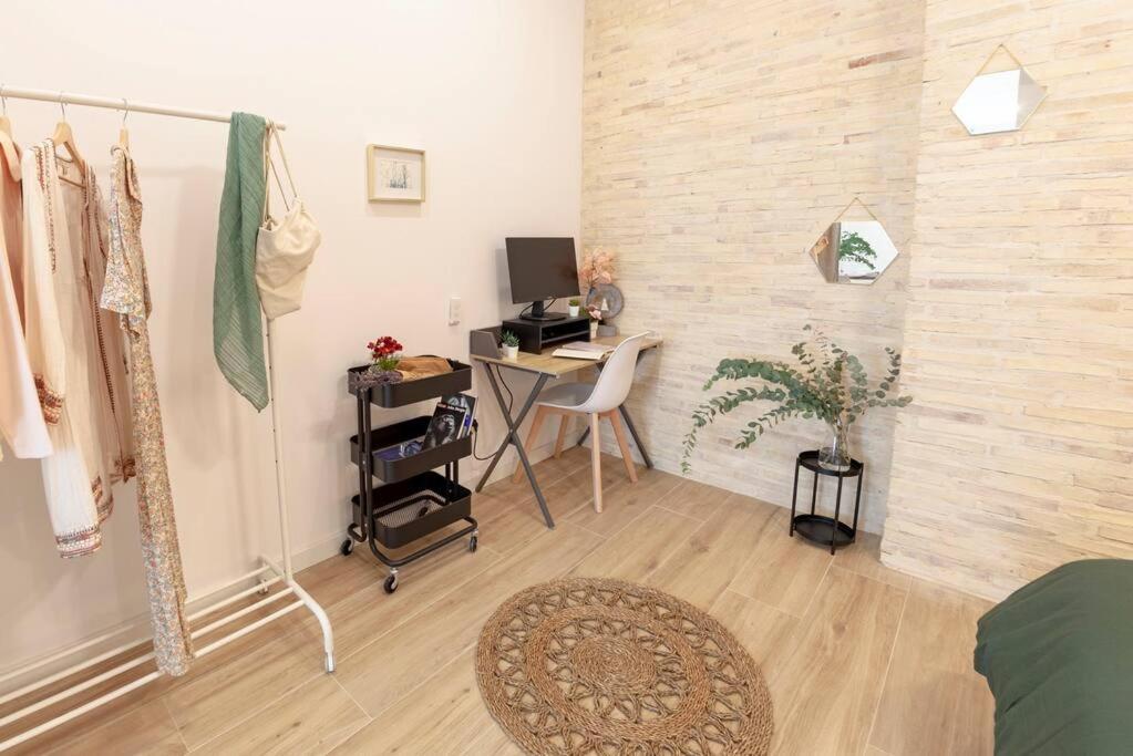 Rb - Urban Loft Retreat, Comfort & Good Location Valencia Exteriör bild